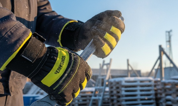 🧤 Ocieplane Rękawice Robocze: Must-Have, Gdy Temperatura Spada!